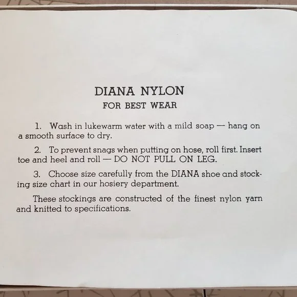 Diana Stockings - Picture 4 of 15